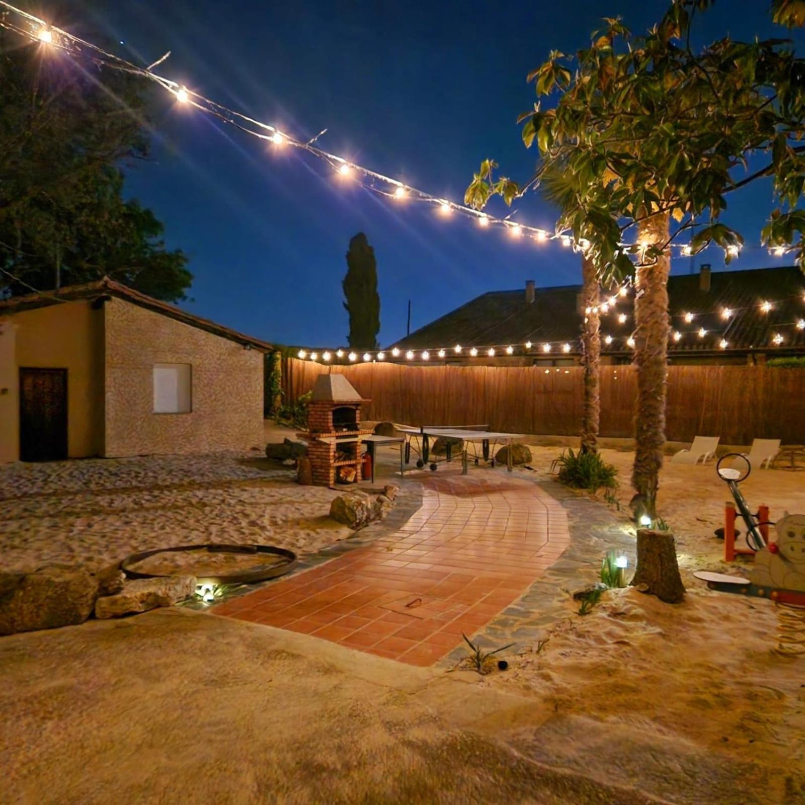 Casa Rural sobre el Rio y con Piscina Huerta  Exterior foto