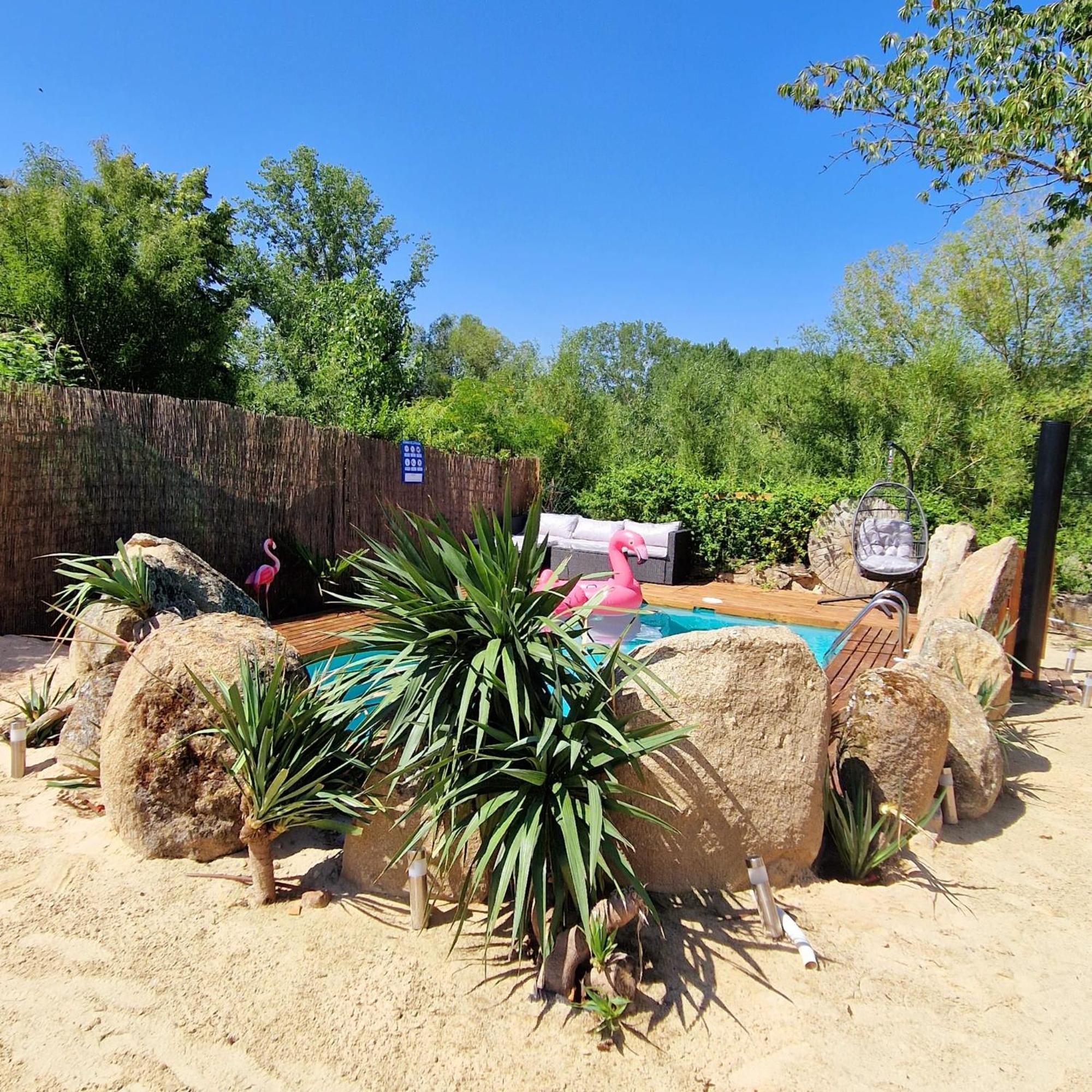 Casa Rural sobre el Rio y con Piscina Huerta  Exterior foto
